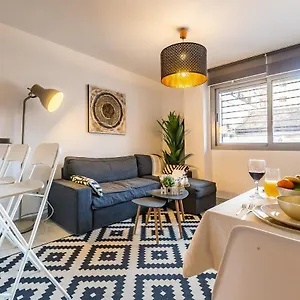  Apartamento Boutique - Carlos Haya Area With Parking