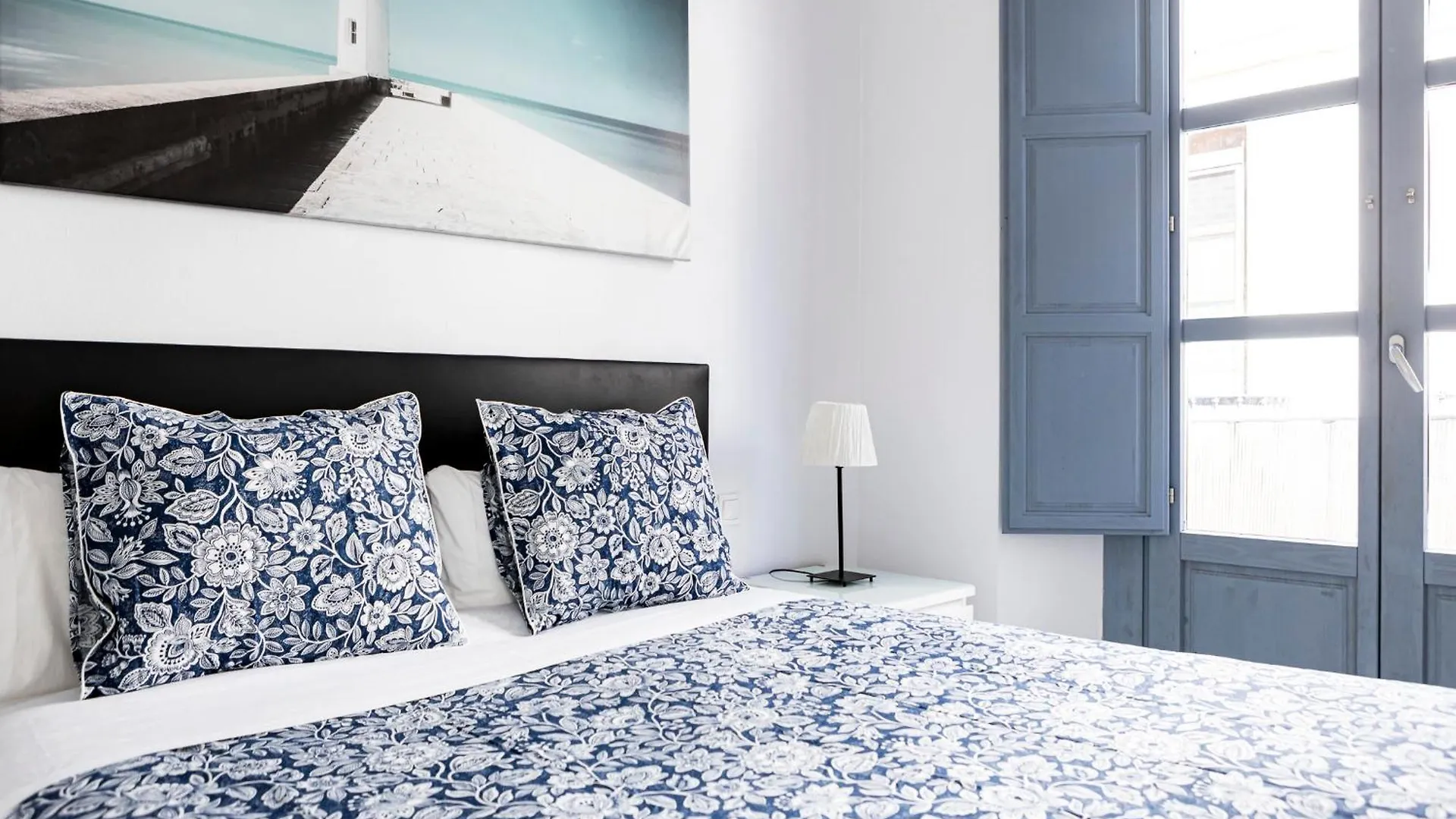 Suites Picasso Malaga 0*,
